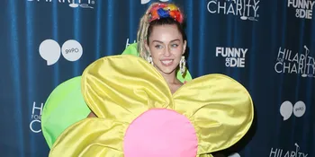 Pakai Gaun Cinderella, Inikah Kostum Halloween Miley Cyrus?