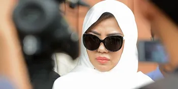 Pakai Kerudung di Sidang Cerai, Bella Shofie Mantap Berhijab?