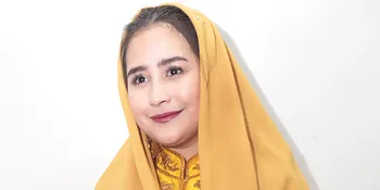 Pakai Mukena & Disebut Pencitraan, Prilly Latuconsina: Insya Allah Aku Gak Akan Gitu