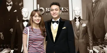 Pakai Tuxedo, Resepsi Gilang Dirga Berkonsep Internasional