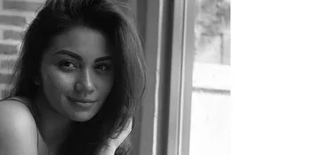 Pamer Bibir Seksi, Ariel Tatum Bikin Para Cowok Meleleh