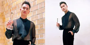 Pamer Dada Bidang, Ini Potret Ganteng Verrell Bramasta Pakai Kemeja Transparan Hadiri Insert Fashion Awards 2022