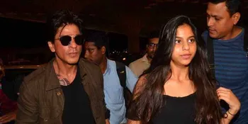 Pamer Pinggang Ramping - Cleavage, Suhana Putri SRK Makin Hot