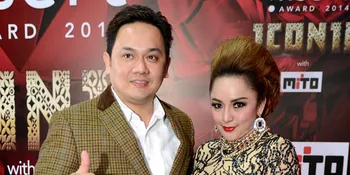 Panas! Farhat Abbas - Regina Saling Sindir Pakai Komentar Pedas