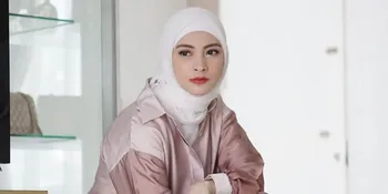 Pandemi Covid-19 Belum Usai, Donita Rindu Antar-Jemput Anak ke Sekolah Sambil Makan Bubur