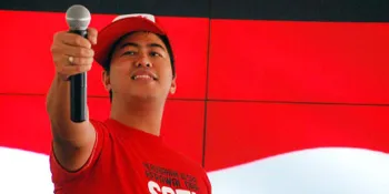 Pandji Pragiwaksono Ajak Masyarakat Angkat Raket Lewat Lagu