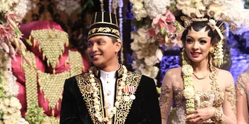 Pangeran Tedjo - Reisa Kartikasari Gelar Resepsi Pernikahan