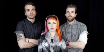 Paramore Ajak Para Fans Ikuti Kuis Karaoke Berhadiah!