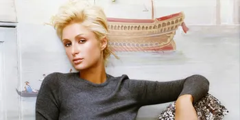 Paris Hilton Menangis dan Kesal Menonton Film Emma Watson