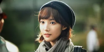 Park Min Young di Hawaii, Senyumnya Seindah Matahari Terbenam