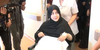 Pasca Kebakaran, Pipik Dian Irawati Masih Jalani Fisioterapi