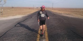 Patah Hati, Pria Ini Habiskan 409 Hari Berlari Mengelilingi Amerika