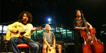 Payung Teduh Sejukkan Sore Hari Java Soulnation 2013