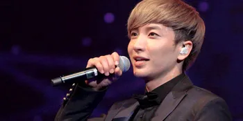 PD Star King Bocorkan Tanggal Wamil Leeteuk Super Junior