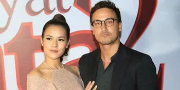 Pelukan Cinta Raisa dan Hamish Daud di Konser Perpisahan, Mengharukan