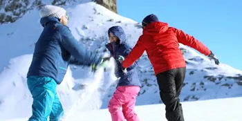 Pemain 'LONDON LOVE STORY 2' Keliling Bioskop Jakarta