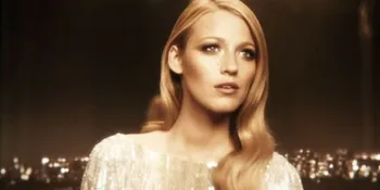 Penampilan Seksi Blake Lively Dalam Iklan Parfum Gucci