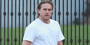 Pengganti Charlie Hunnam Akan Diumumkan Segera