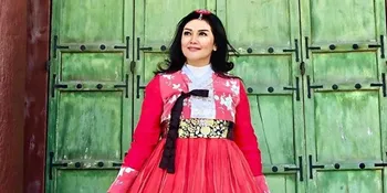 Penuh Kenangan, Bella Saphira Unggah Foto Lawas Bareng Ibunda di Paris Tahun 2003