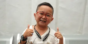 Perdalam Agama, Daus Mini Kumpul Dengan Ustaz Hingga Ulama