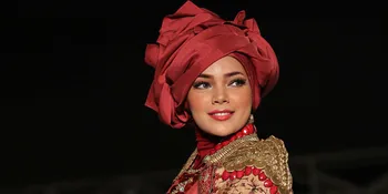 Perjalanan Religius Dewi Sandra, Tak Hanya Jilbab