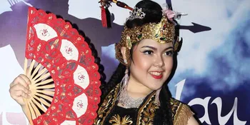 Perjuangan Tina Toon Untuk Tampil Total di Arjuna Galau