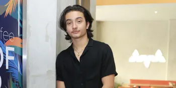 Pernah Tinggal di Bali Bikin Bryan Domani Tak Panik Saat Pemadaman Listrik