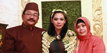 Pernikahan Purie - Hera Gunakan Adat Sunda