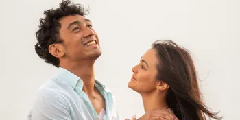 Pertama Kali Akting Bareng Daffa Wardhana di Film Drama Romansa, Amanda Rawles Akui Tak Kesulitan