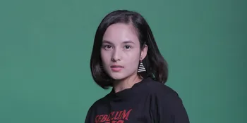 Pertama Main Film Horor, Chelsea Islan Rela Berjam-Jam di Lumpur