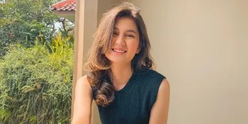 Pesona Zoe Jackson dengan Make-up Simple, Bintang 'BUKU HARIAN SEORANG ISTRI' Pamer Tahi Lalat di Leher dalam Foto Selfie Instagram