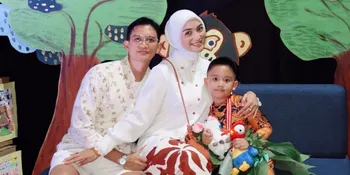 Petualangan Keluarga Citra Kirana dan Rezky Aditya di Selandia Baru, Seru Naik Campervan