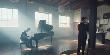 'Pillowtalk' Zayn Jadi Lebih Manis &#38; Meneduhkan Karena Pria Ini