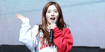 Pinggang Kelewat Langsing Irene Red Velvet Bikin Heboh Netizen