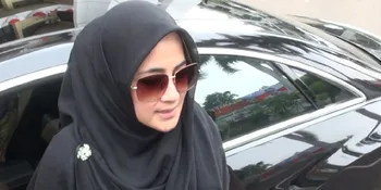Pipik Dian Irawati Tegang Hadiri Sidang Pembakaran Rumahnya