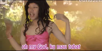 Plesetan 'Anaconda' Ini Paling Gokil, Siap-Siap Ngakak