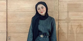 Posting Foto Pakai Niqab, Penampilan Rachel Vennya Bikin Pangling!