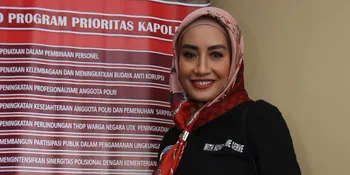 Posting Foto Tanpa Hijab, Shinta Bachir Akui Stres