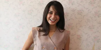 Posting Foto Test Pack, Kirana Larasati Positif Hamil