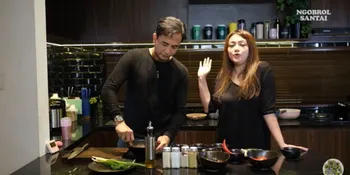 Potret Dapur Wina Natalia yang Mirip Bar Modern, Sayangnya Jarang Dipakai Masak