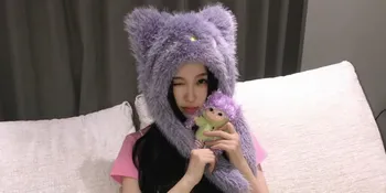 5 Potret Gaya Esther Yu Setiap Kunjungan ke Berbagai Negara, Gayanya Punya Ciri Khas