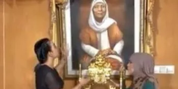 Potret Isi Rumah Gadang Mendiang Dorce yang Disebut Laku Rp 430 Juta, Banyak Ornamen Otentik dan Lukisan-lukisan