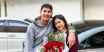 Potret Josephine Kekasih Baru Daniel Wenas Rayakan Kelulusan, Dapat Peluk dan Ciuman Super Romantis dari Kekasih