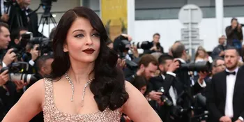 Potret Lawas Aishwarya Rai, Make Up Tebal - Rambut Keriting Megar