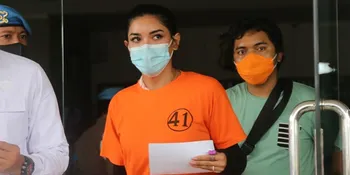 Potret Perdana Millen Cyrus Setelah Tersandung Kasus Narkoba, Tersenyum Ceria - Lakukan Rawat Jalan Pasca Rehabilitasi