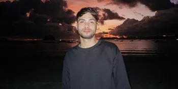 Potret Refal Hady, si Ganteng yang Viral Berkat 'Wedding Agreement: The Series' - Auto Diincar Netizen