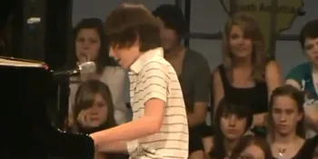 Powerful! Suara Bocah Laki-Laki Ini Saingi Lady Gaga