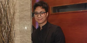 Pradikta Wicaksono dan Kekasih Kompak Dalam Hal Ini