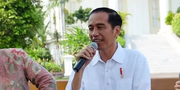Presiden Jokowi Gelar Nonton Bareng 'KULARI KE PANTAI', Ratusan Anak Banjiri Istana