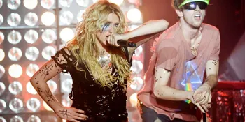 Prihatin Insiden Connecticut, Kesha Rela 'Die Young' Tak Diputar